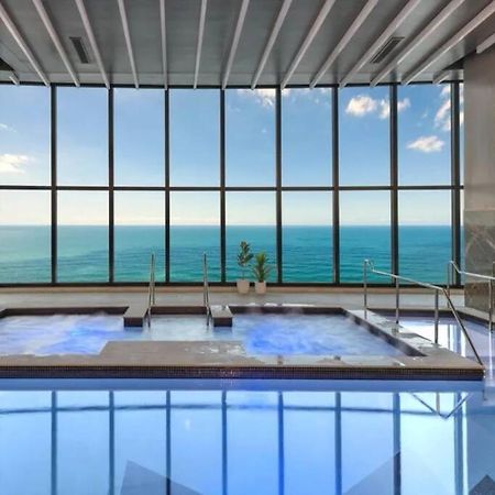 Surfers Paradise New Beachfront Apartments 黄金海岸 外观 照片