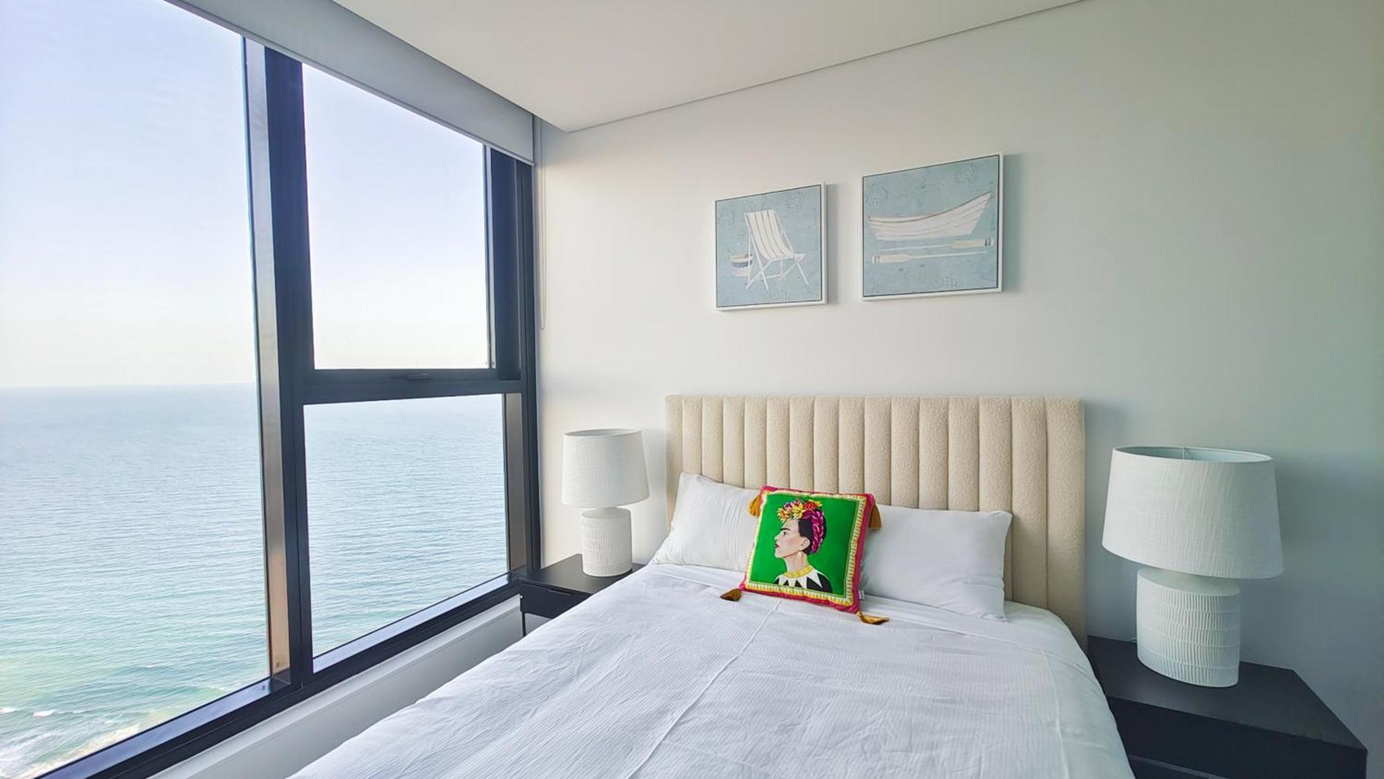 Surfers Paradise New Beachfront Apartments 黄金海岸 外观 照片