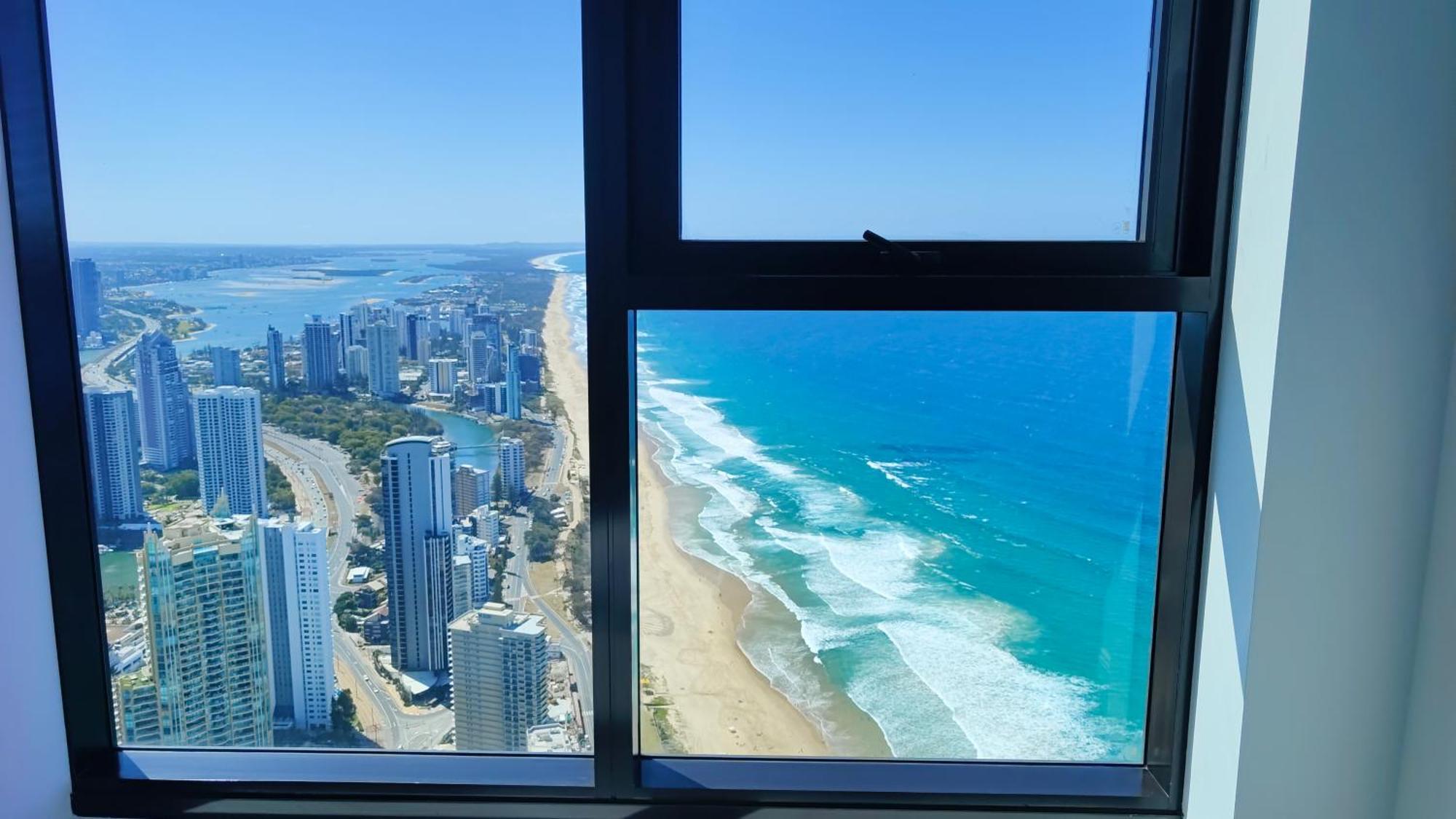 Surfers Paradise New Beachfront Apartments 黄金海岸 外观 照片